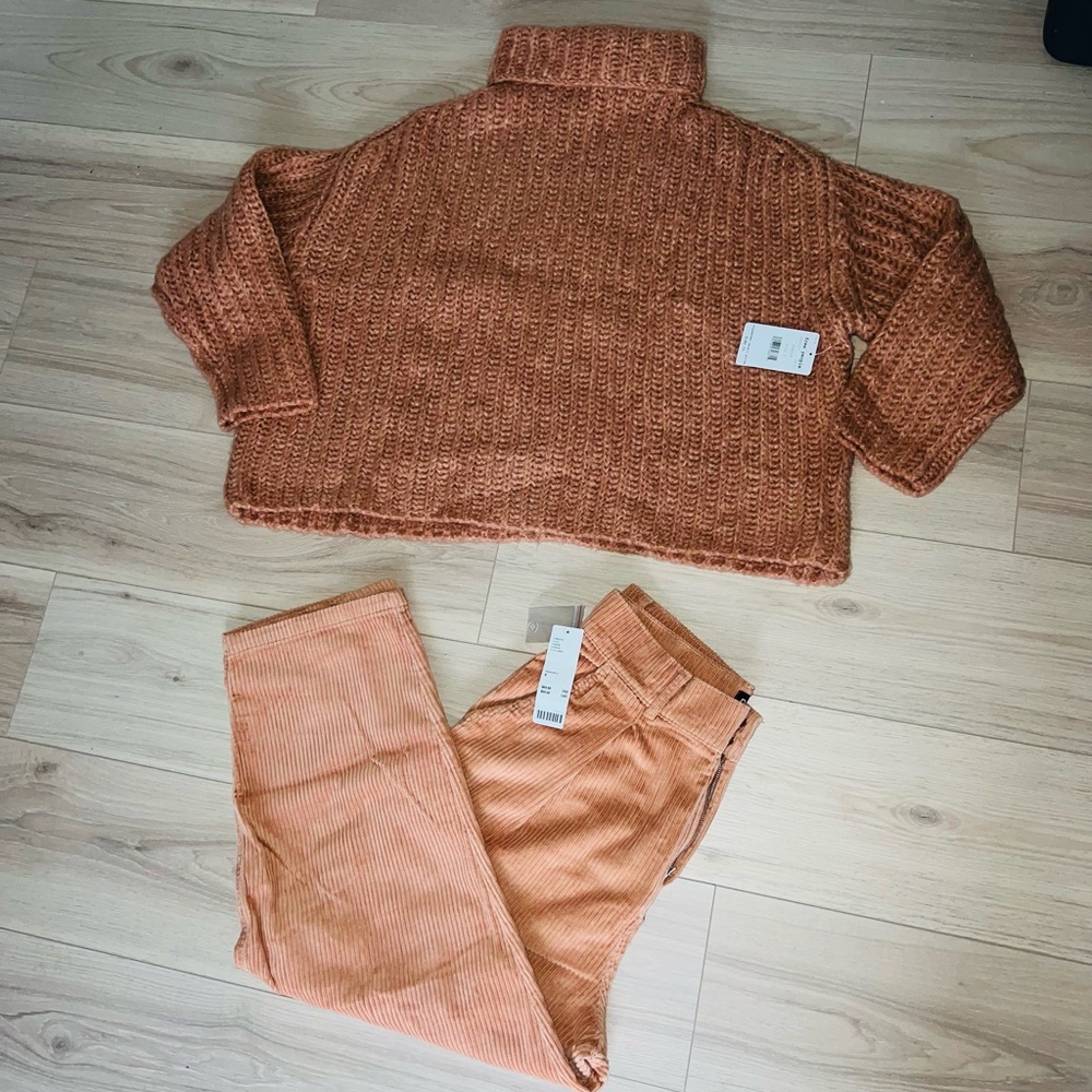 NWT FREE PEOPLE & URBAN OUTFITTERS PAPAYA WINTER MATCHING SET! SWEATER & PANTS!